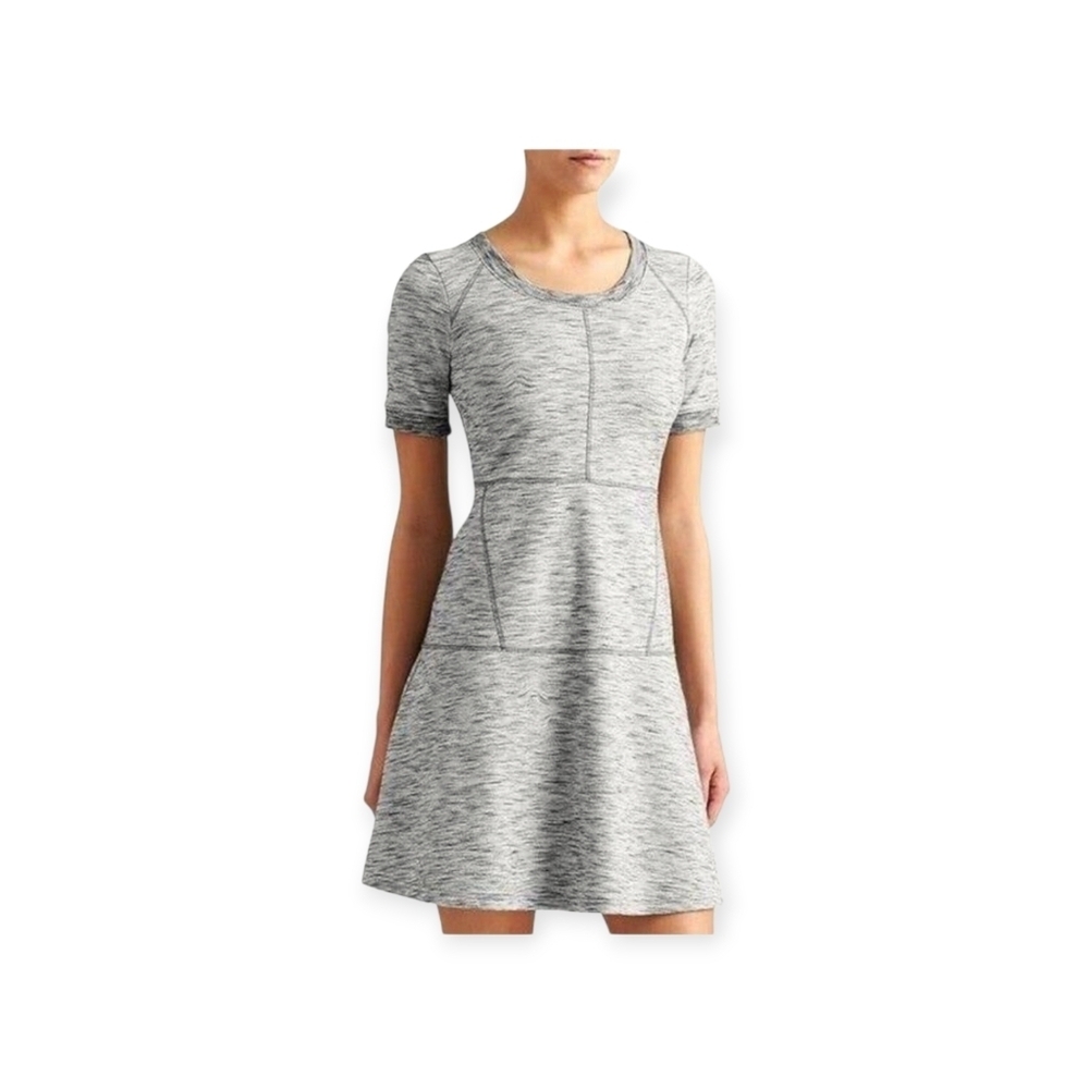 Athleta En Route Dress Size XS Heather Gray Short Sleeve 1/4 Back Zip Stretch - Picture 2 of 11